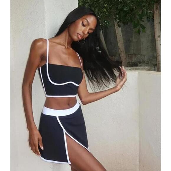 Dresses & Skirts - NWT Alo Airbrush Streamlined Lined Mini Skirt Black/White Size S